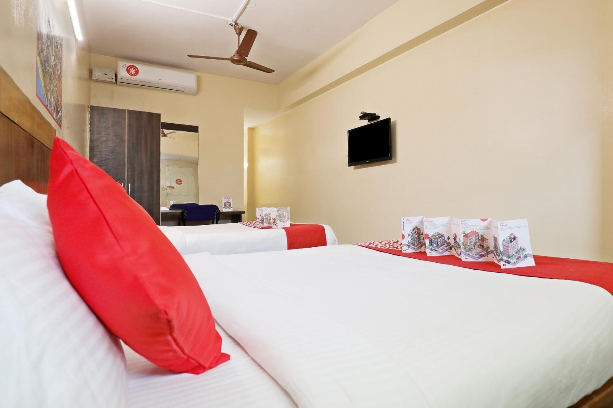 Oyo Flagship Hotel Archana Comforts Bangalore Ngoại thất bức ảnh