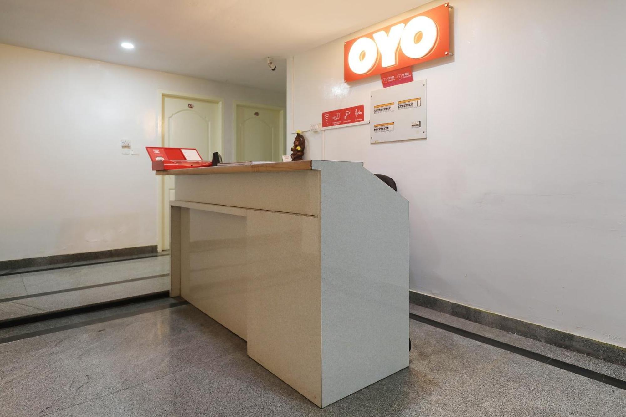 Oyo Flagship Hotel Archana Comforts Bangalore Ngoại thất bức ảnh