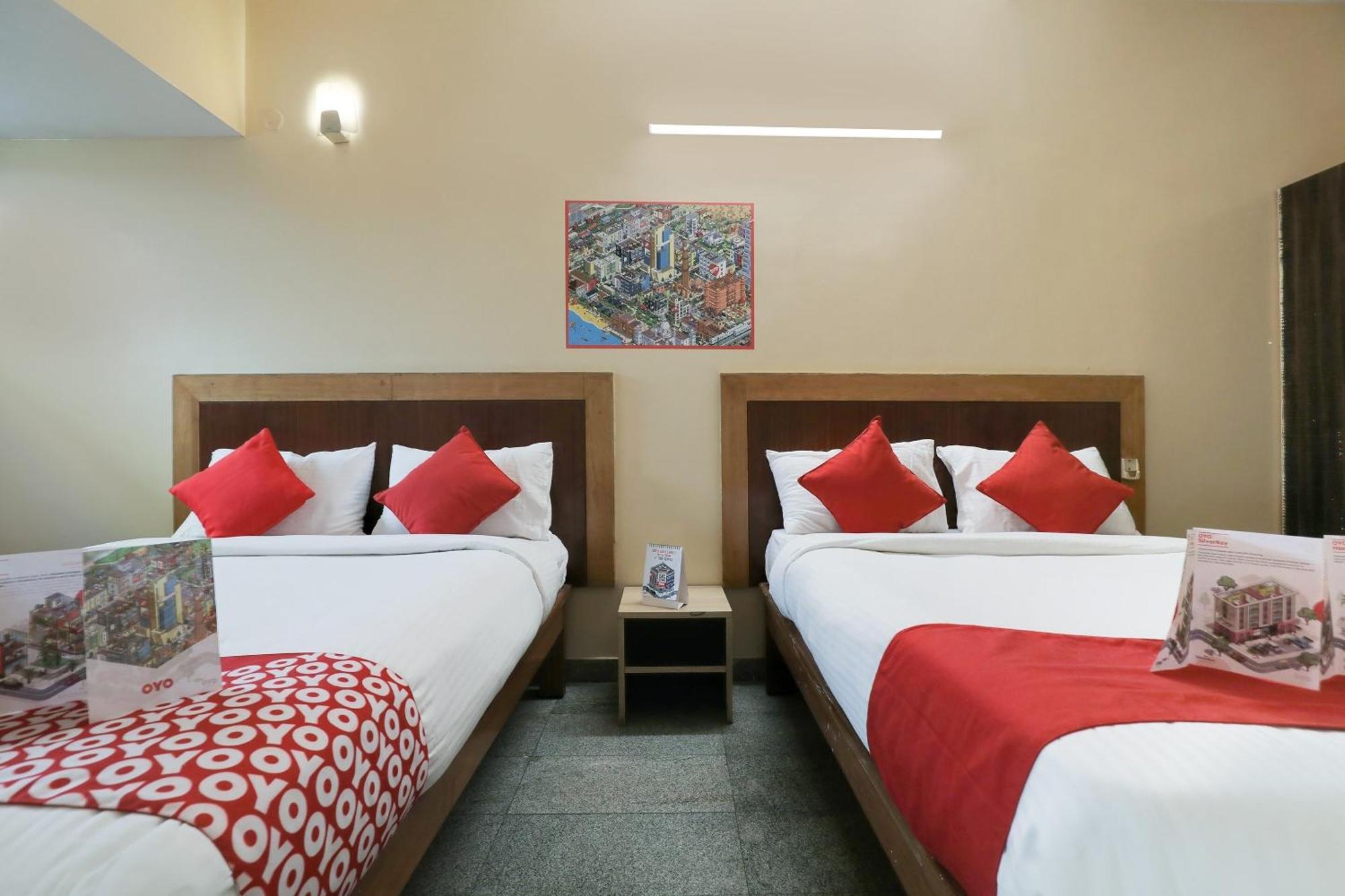 Oyo Flagship Hotel Archana Comforts Bangalore Ngoại thất bức ảnh